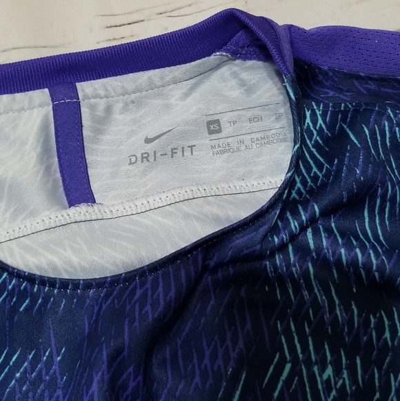 NIKE Girl's Dri-Fit Top Shirt Blue - Picture 4 of 7